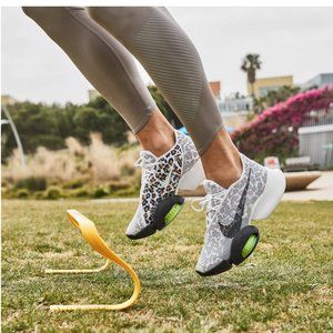 Nike Women's Air Zoom SuperRep 2 Training Shoes